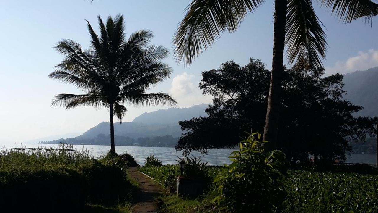 Liberta Homestay Tuk Tuk Exteriér fotografie